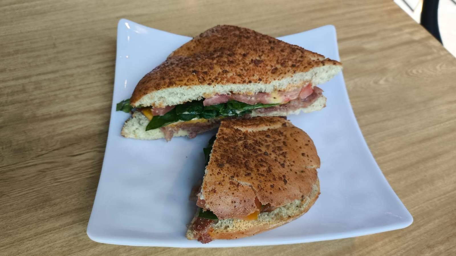 FOCACCIA DE JAMÓN SERRANO