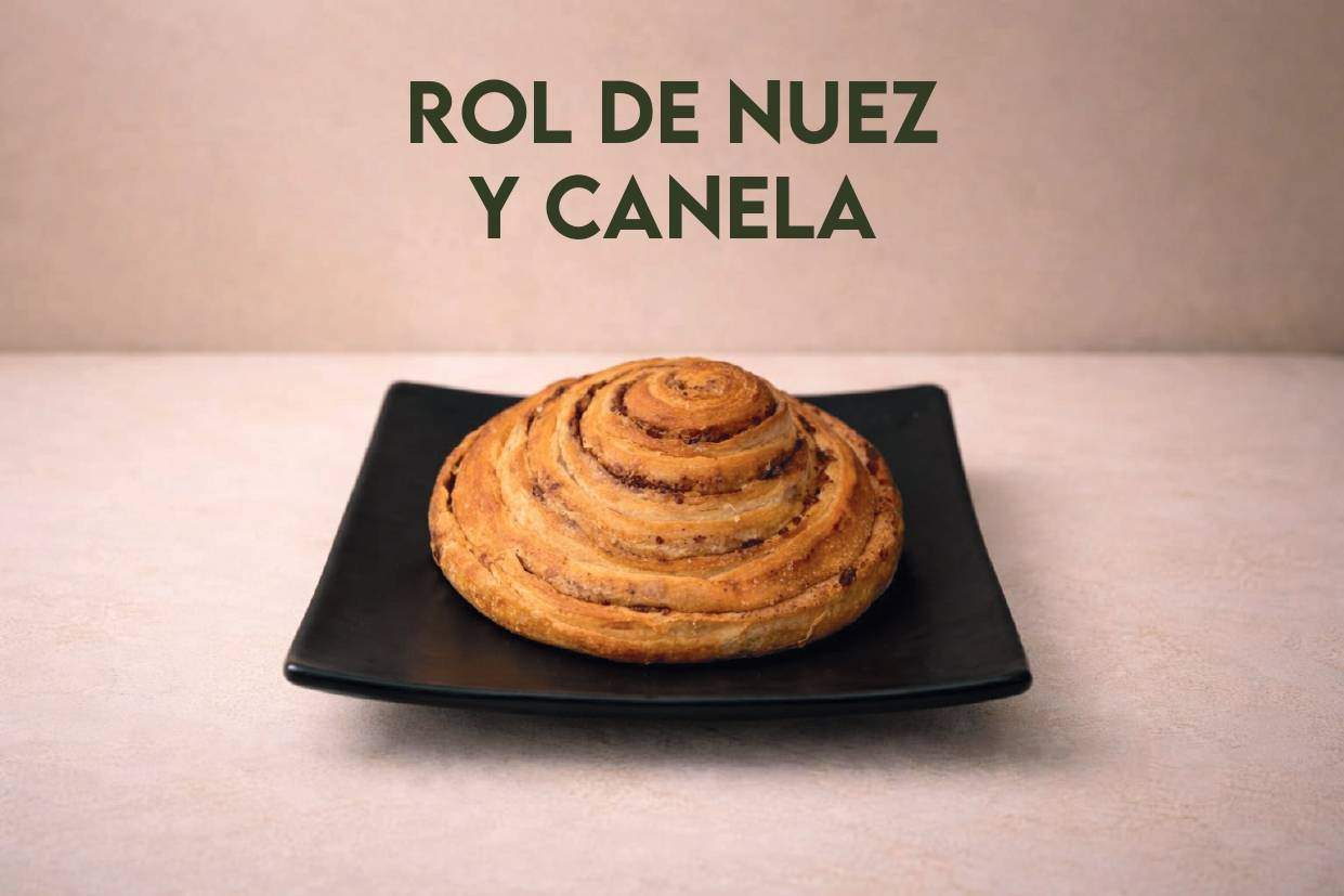 Rol de nuez y canela